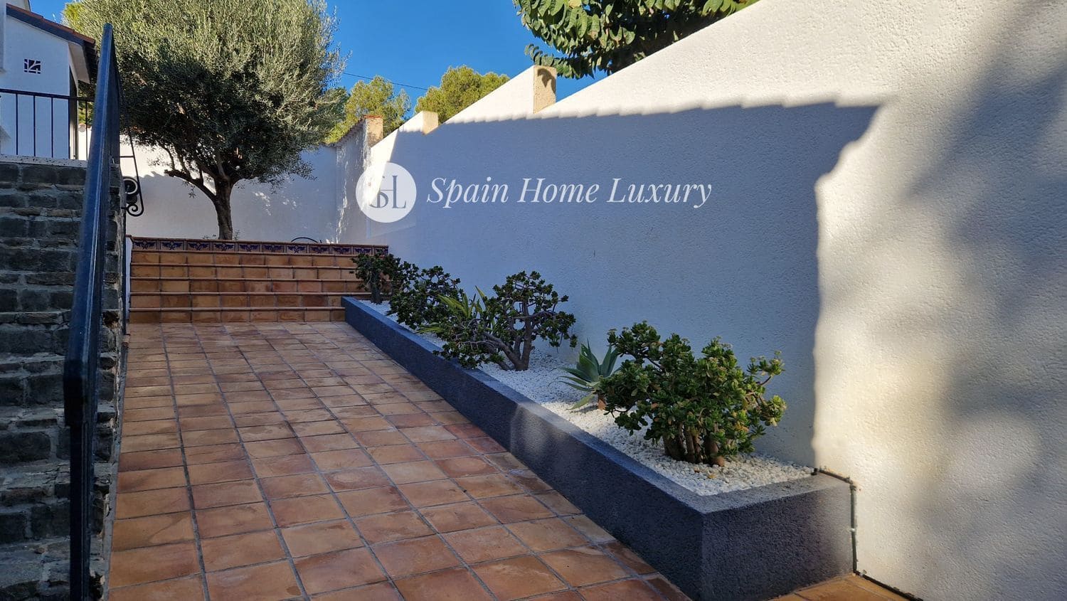 5 bedroom Villa for sale in Calpe / Calp with pool - € 749,000 (Ref: 9341780)