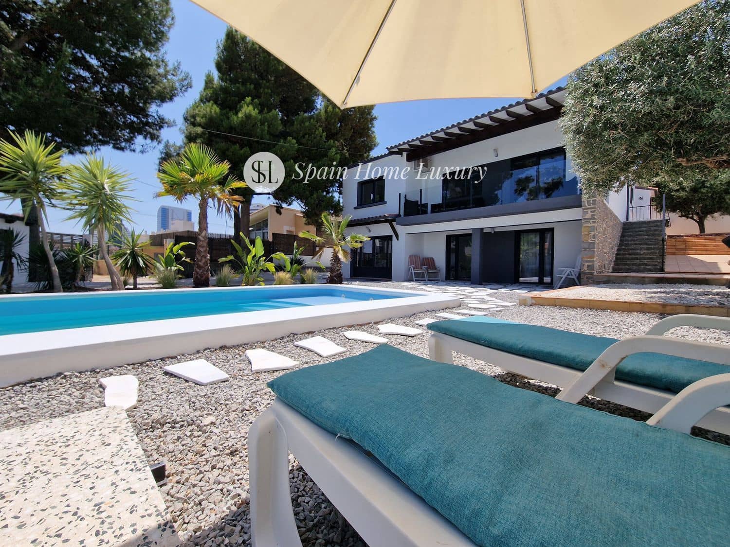 5 bedroom Villa for sale in Calpe / Calp with pool - € 749,000 (Ref: 9341780)