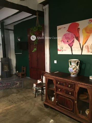 9 Zimmer Villa zu verkaufen in Chulilla mit Garage - 260.000 € (Ref: 9345712)