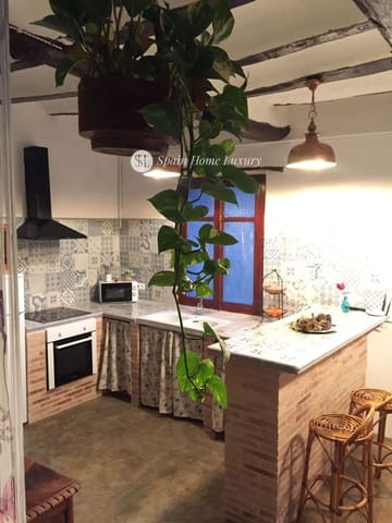 9 Zimmer Villa zu verkaufen in Chulilla mit Garage - 260.000 € (Ref: 9345712)