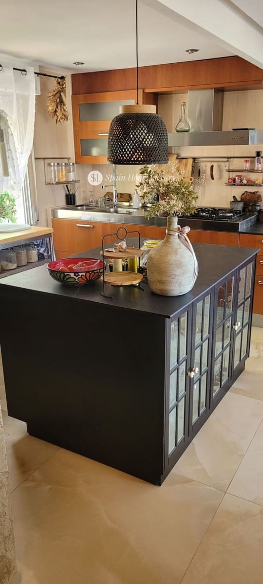 7 bedroom Villa for sale in Gandia with pool garage - € 727,500 (Ref: 9386990)