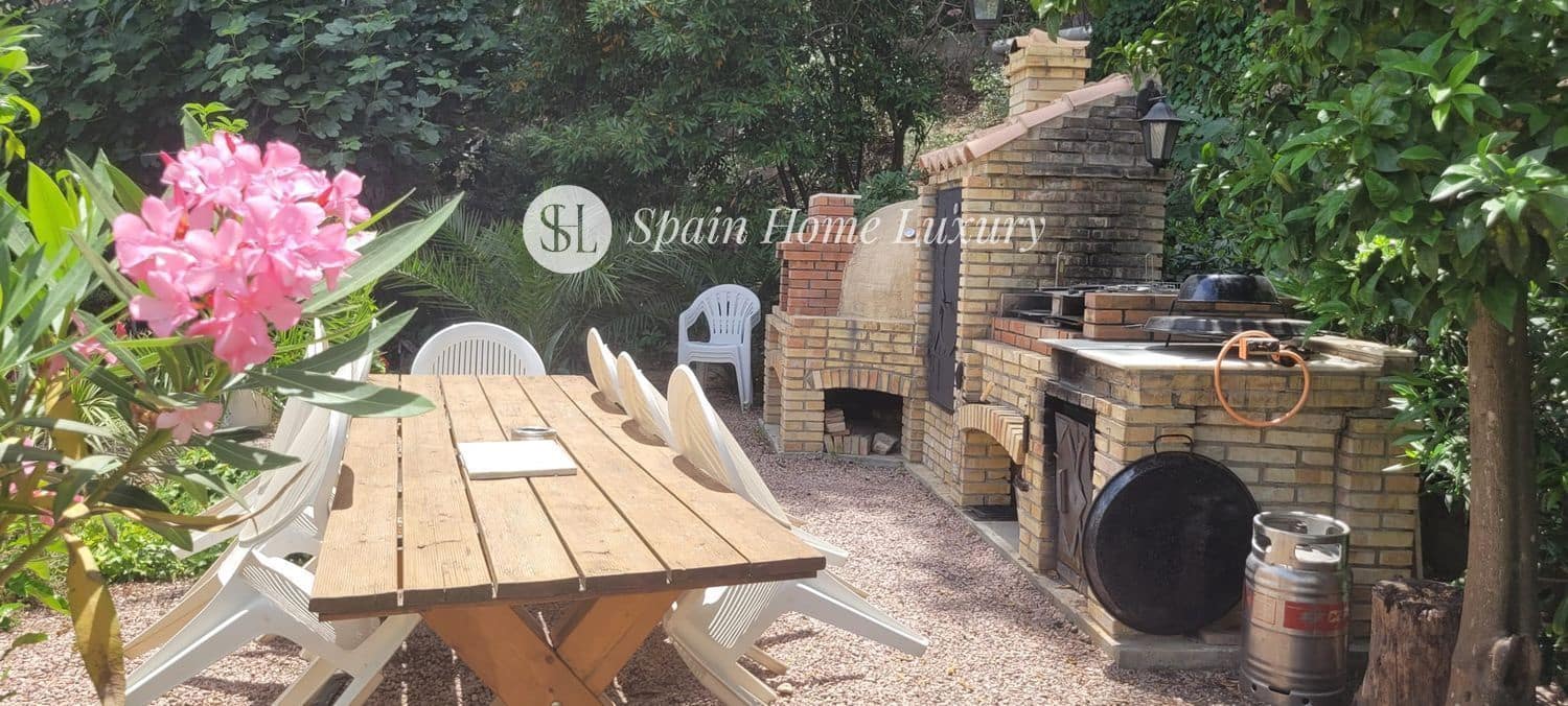 7 bedroom Villa for sale in Gandia with pool garage - € 727,500 (Ref: 9386990)