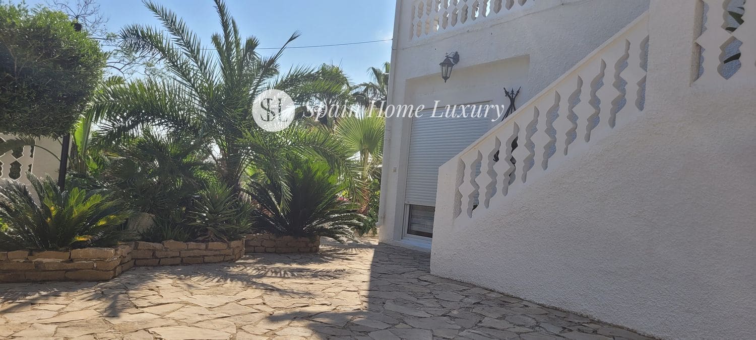 7 bedroom Villa for sale in Gandia with pool garage - € 727,500 (Ref: 9386990)