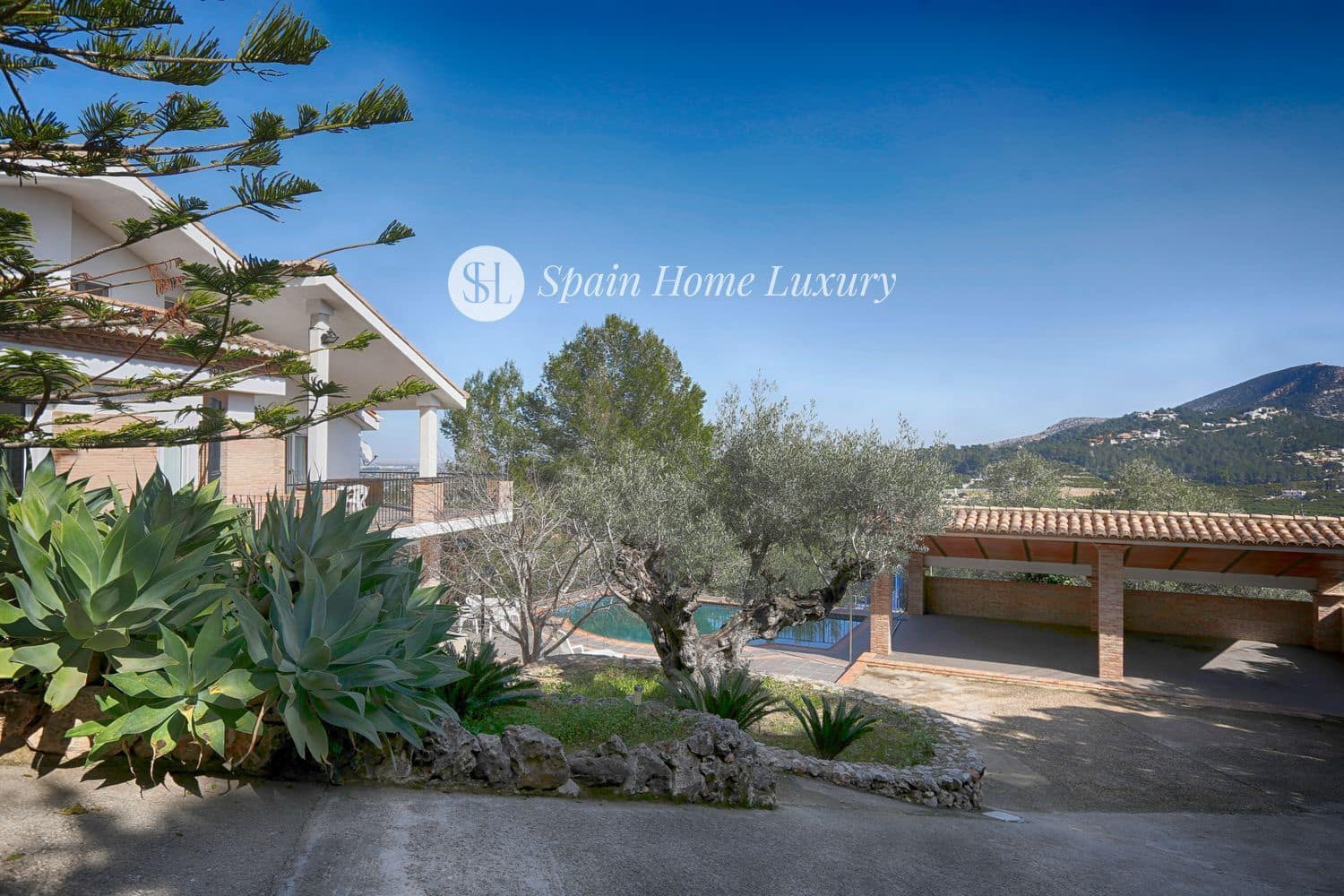 4 sypialnia Willa na sprzedaż w Alzira z basenem garażem - 600 000 € (Ref: 9388515)