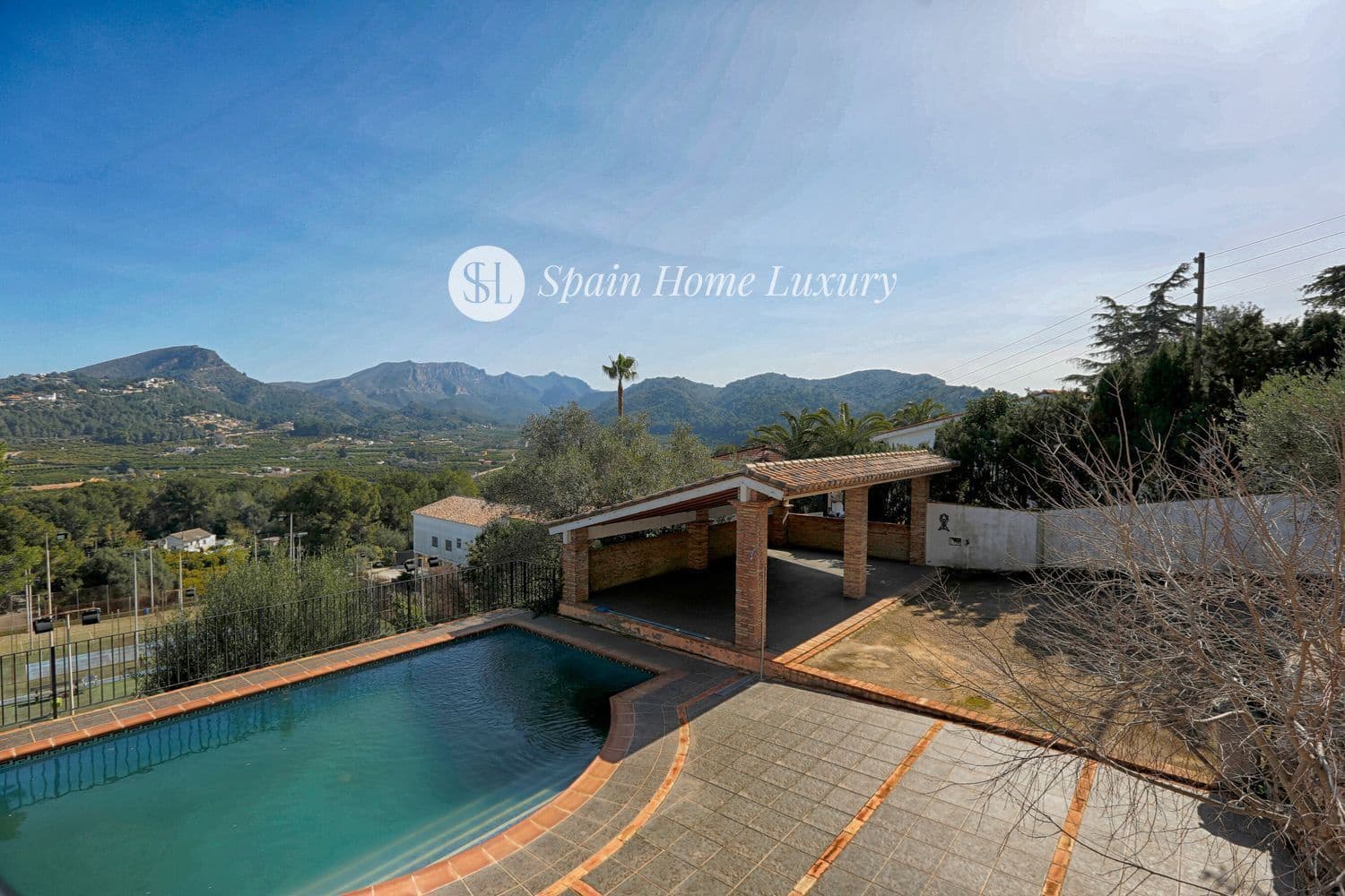 4 sypialnia Willa na sprzedaż w Alzira z basenem garażem - 600 000 € (Ref: 9388515)