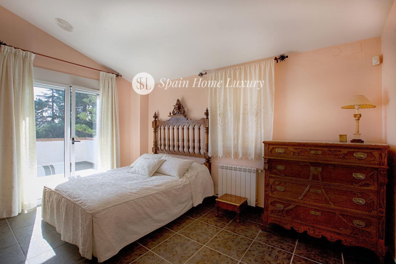 4 sypialnia Willa na sprzedaż w Alzira z basenem garażem - 600 000 € (Ref: 9388515)