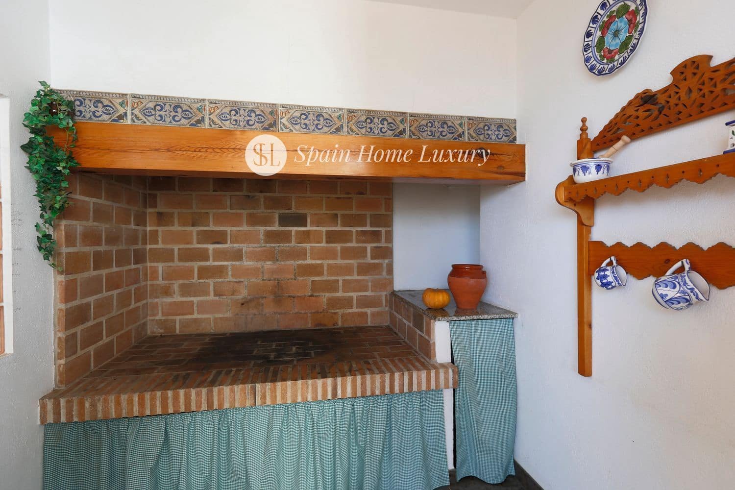 4 sypialnia Willa na sprzedaż w Alzira z basenem garażem - 600 000 € (Ref: 9388515)