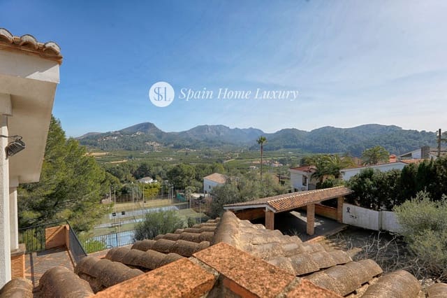 4 sypialnia Willa na sprzedaż w Alzira z basenem garażem - 600 000 € (Ref: 9388515)