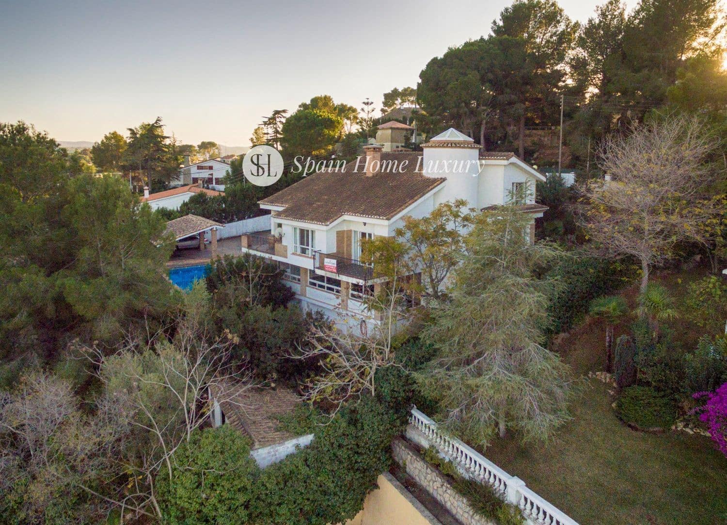 4 sypialnia Willa na sprzedaż w Alzira z basenem garażem - 600 000 € (Ref: 9388515)