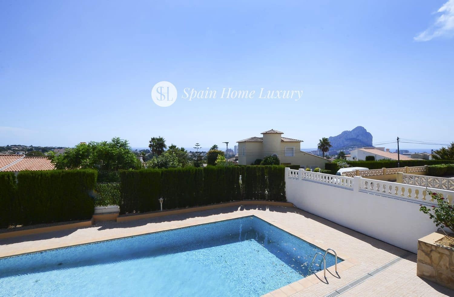 7 makuuhuone Huvila myytävänä paikassa Calpe / Calp mukana uima-altaan 
autotalli - 850 000 € (Ref: 9394048)