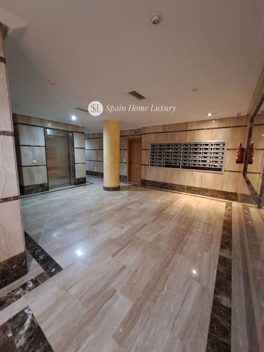 2 soveværelse Penthouse til salg i La Villajoyosa / Vila Joiosa med swimmingpool garage - € 525.000 (Ref: 9399974)