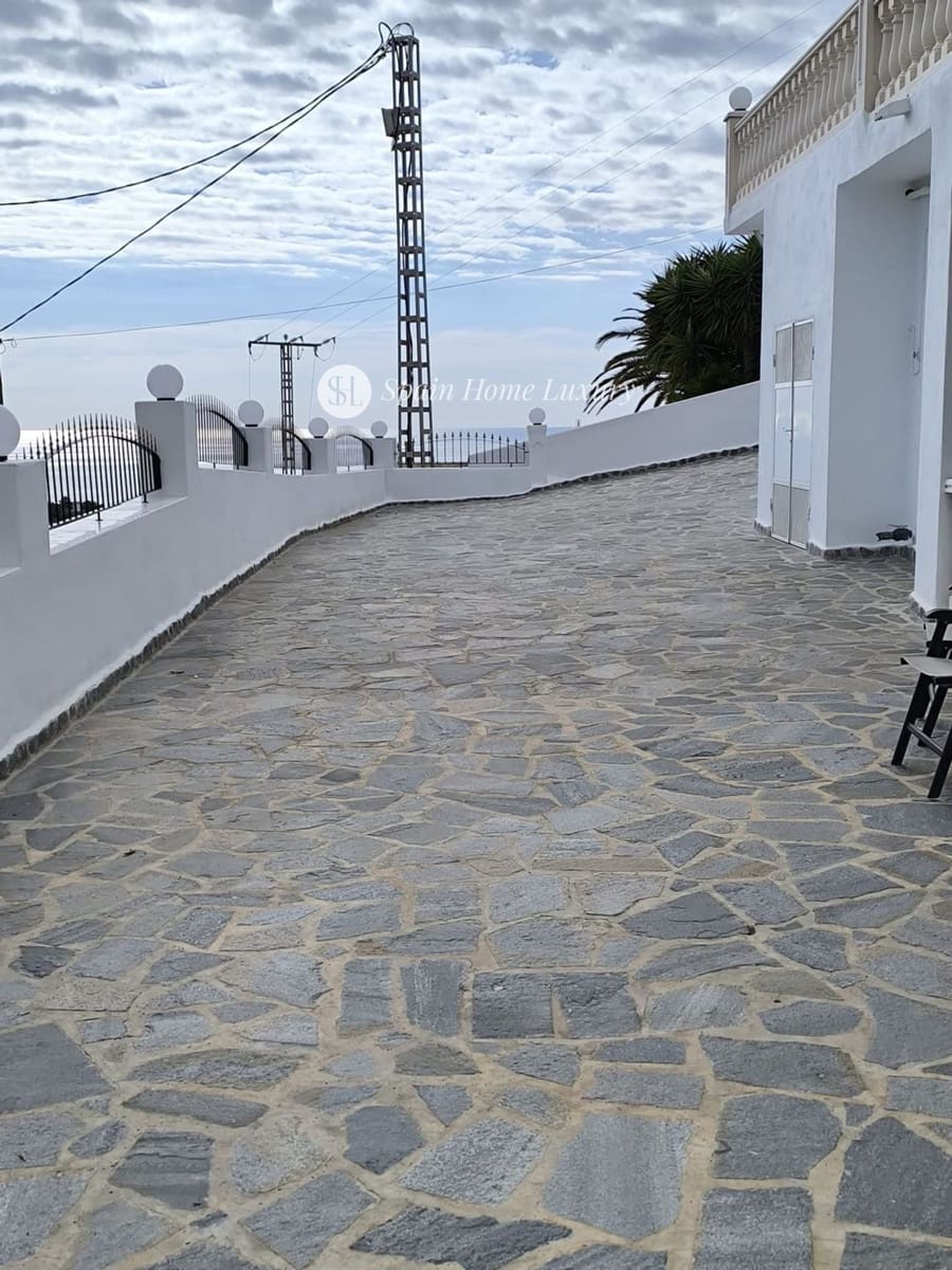 4 sypialnia Willa na sprzedaż w Calpe / Calp z basenem garażem - 716 000 € (Ref: 9404674)