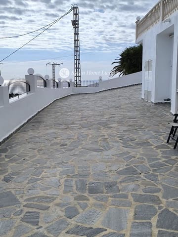 4 chambre Villa/Maison à vendre à Oltamar - Cucarres, Calpe / Calp avec piscine garage - 716 000 € (Ref: 9404674)