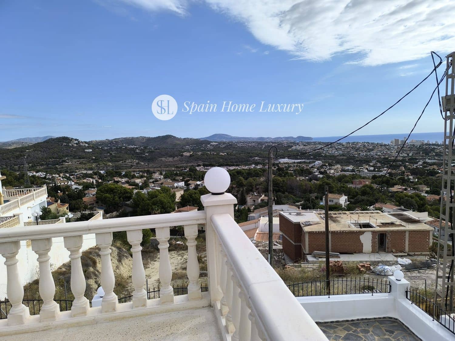 4 sypialnia Willa na sprzedaż w Calpe / Calp z basenem garażem - 716 000 € (Ref: 9404674)