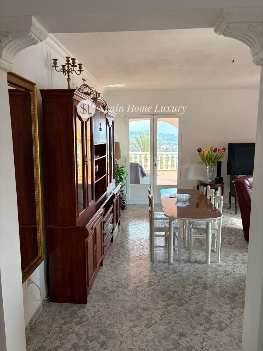 4 bedroom Villa for sale in Calpe / Calp with pool garage - € 716,000 (Ref: 9404674)