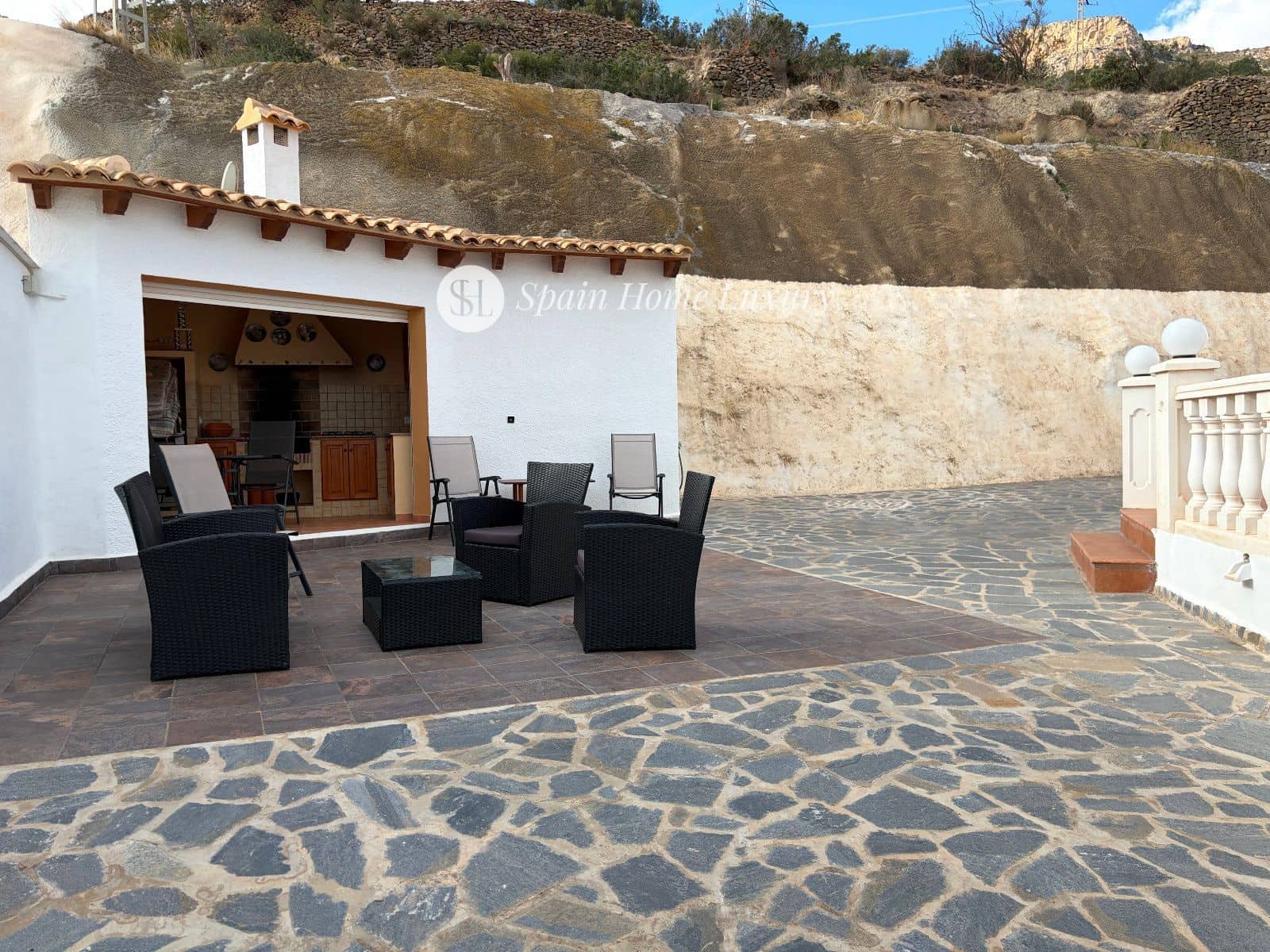 4 bedroom Villa for sale in Calpe / Calp with pool garage - € 716,000 (Ref: 9404674)