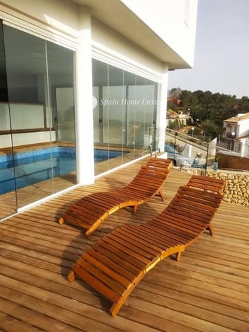 5 bedroom Villa for sale in Gandia with pool garage - € 596,000 (Ref: 9408185)