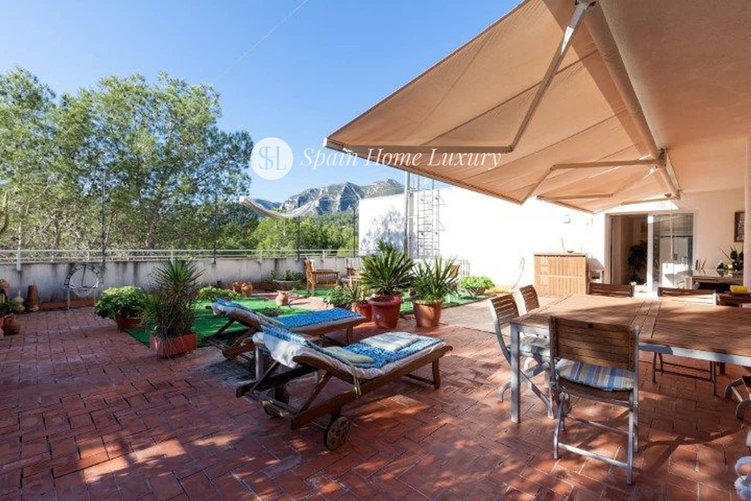 5 bedroom Villa for sale in Gandia with pool garage - € 596,000 (Ref: 9408185)
