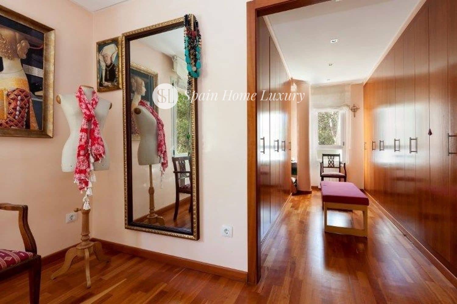 5 bedroom Villa for sale in Gandia with pool garage - € 596,000 (Ref: 9408185)