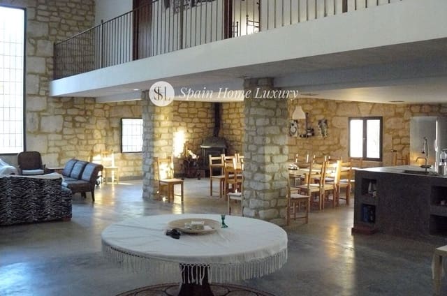 8 chambre Villa/Maison à vendre à Biar avec piscine - 1 000 000 € (Ref: 9408225)