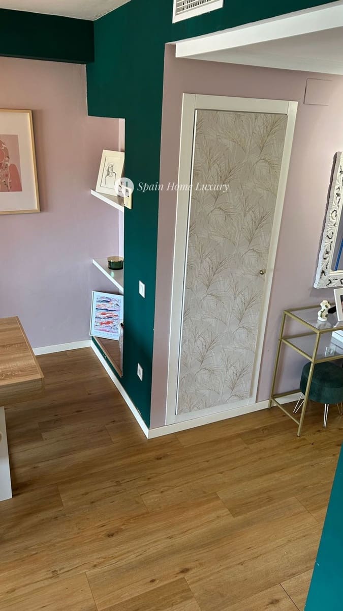 4 makuuhuone Omakotitalo myytävänä paikassa Chiva mukana uima-altaan 
autotalli - 279 900 € (Ref: 9409074)