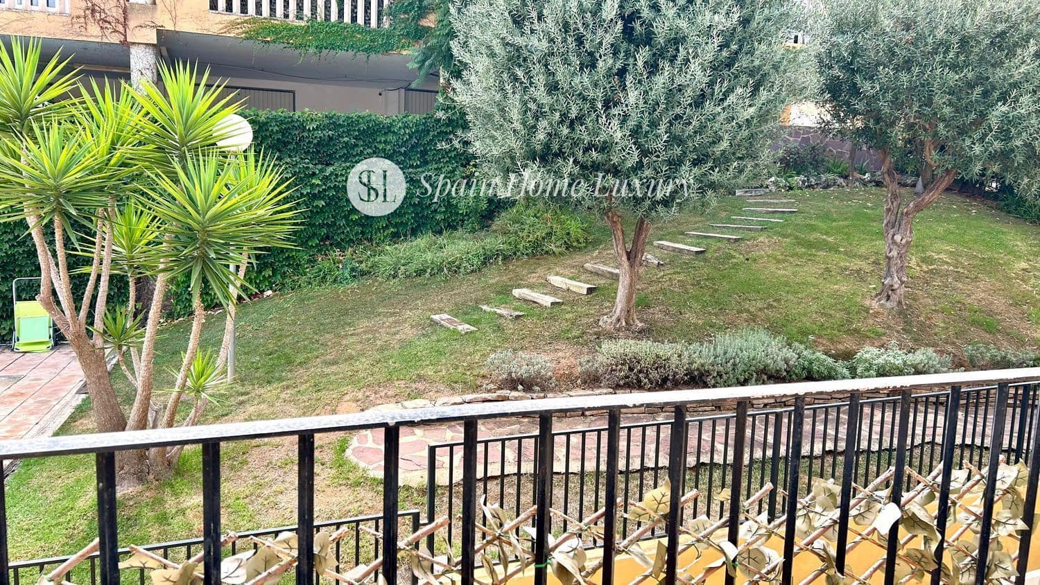 4 makuuhuone Omakotitalo myytävänä paikassa Chiva mukana uima-altaan 
autotalli - 279 900 € (Ref: 9409074)