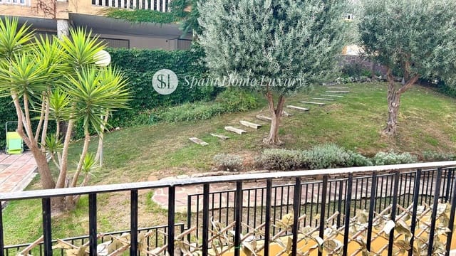 4 makuuhuone Omakotitalo myytävänä paikassa Chiva mukana uima-altaan 
autotalli - 279 900 € (Ref: 9409074)