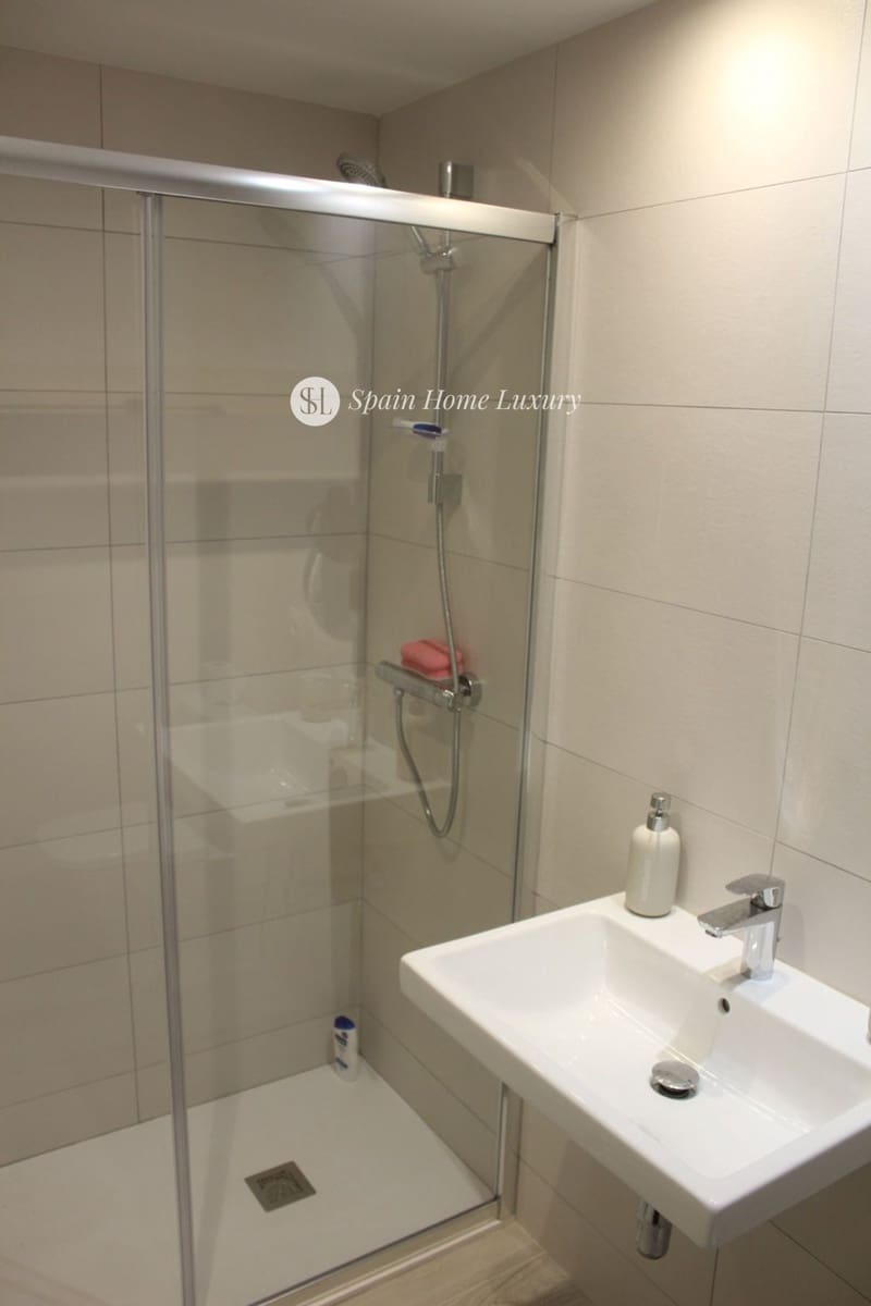 2 soveværelse Lejlighed til salg i Denia med swimmingpool garage - € 377.000 (Ref: 9410234)