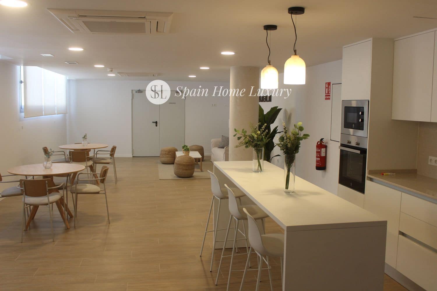 2 soveværelse Lejlighed til salg i Denia med swimmingpool garage - € 377.000 (Ref: 9410234)