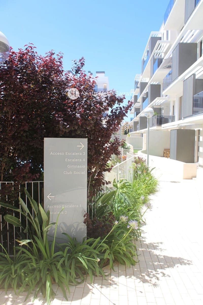 2 soveværelse Lejlighed til salg i Denia med swimmingpool garage - € 377.000 (Ref: 9410234)