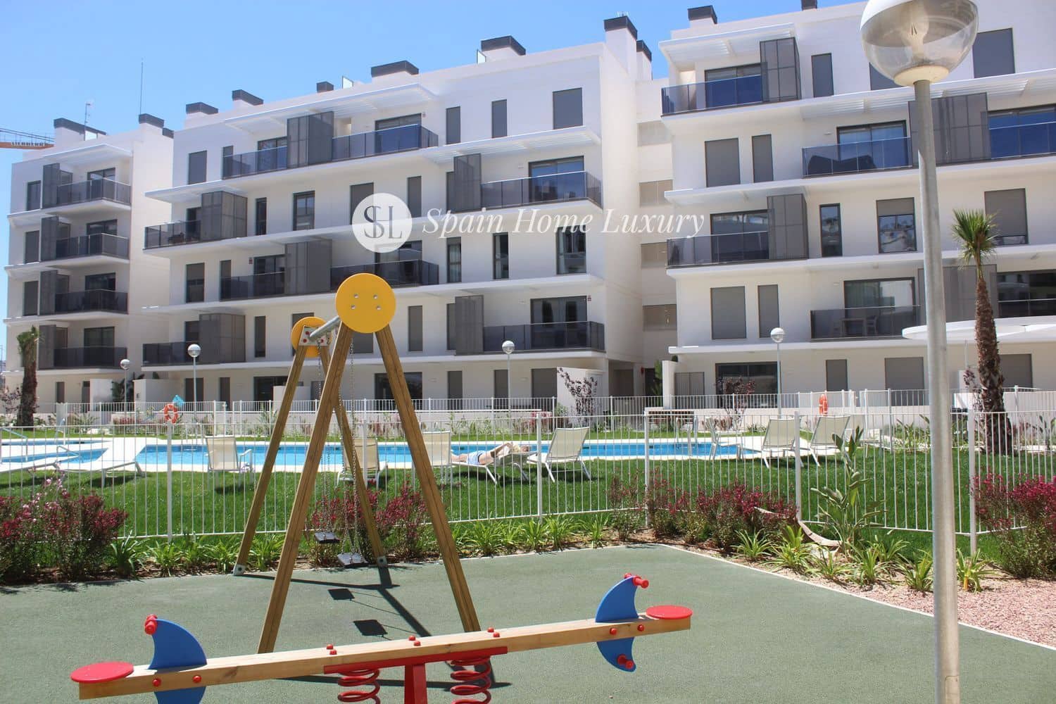 2 soveværelse Lejlighed til salg i Denia med swimmingpool garage - € 377.000 (Ref: 9410234)