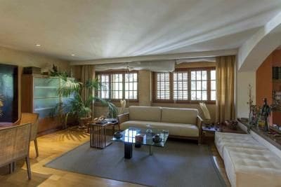 5 bedroom Villa for sale in Chiva - € 1,390,000 (Ref: 9410844)