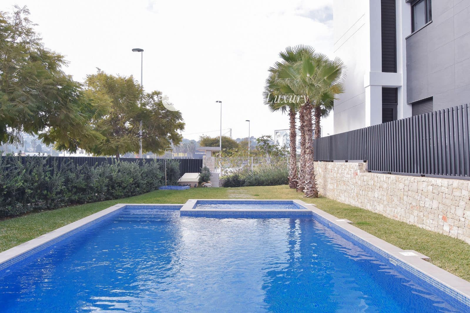 2 bedroom Flat for sale in Javea / Xabia with pool - € 679,000 (Ref: 9410846)