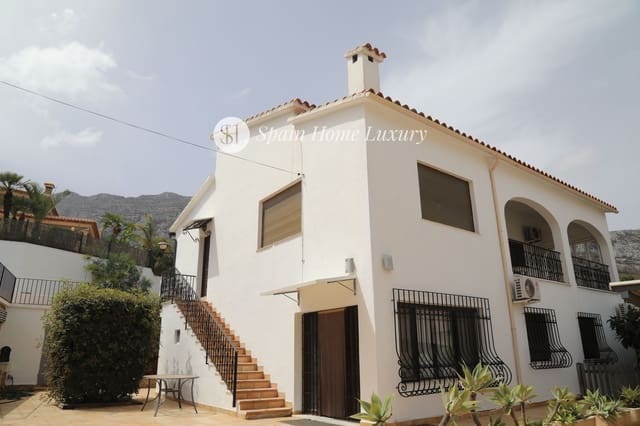 5 soveværelse Villa til salg i El Montgó, Dénia med swimmingpool - € 580.000 (Ref: 9410847)