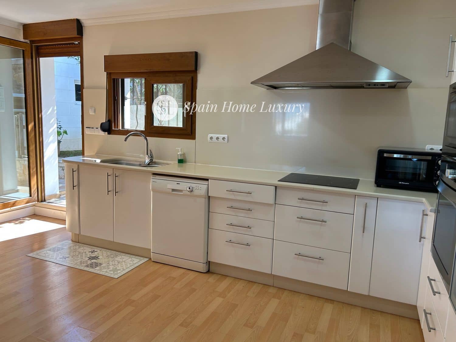 5 soveværelse Villa til salg i Denia med swimmingpool - € 580.000 (Ref: 9410847)