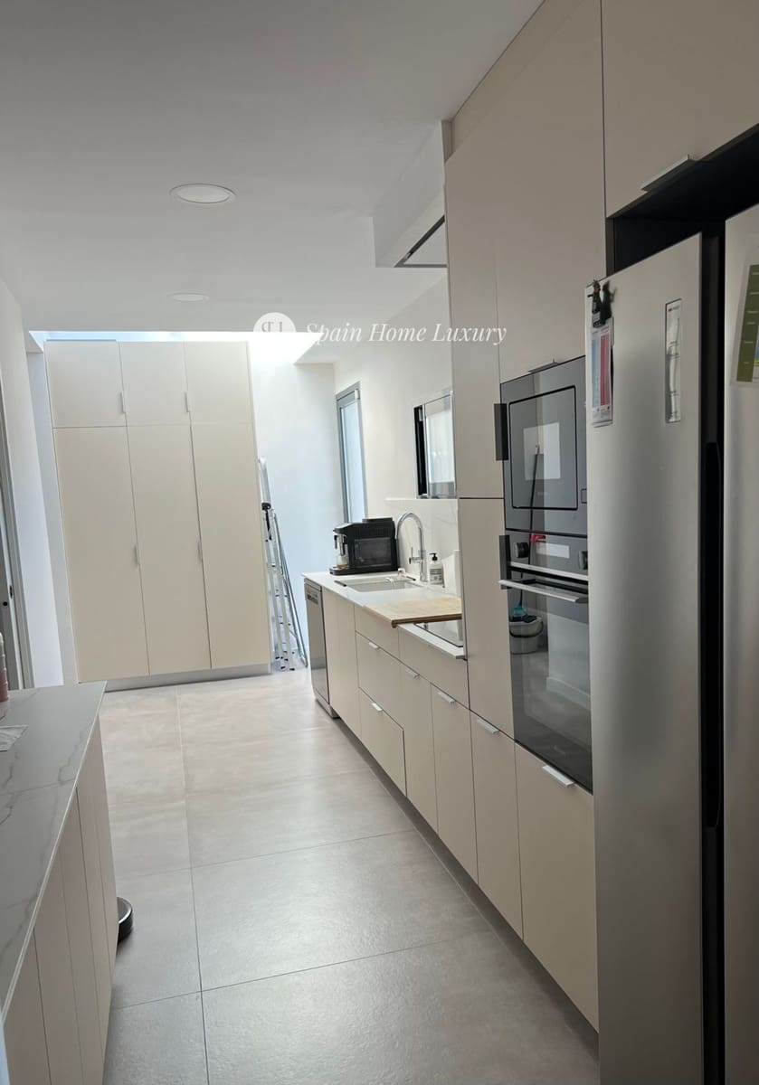 3 quarto Penthouse para venda em La Villajoyosa / Vila Joiosa com piscina garagem - 450 000 € (Ref: 9411344)