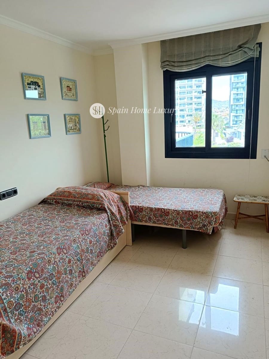 3 bedroom Flat for sale in Calpe / Calp with pool garage - € 520,000 (Ref: 9418984)