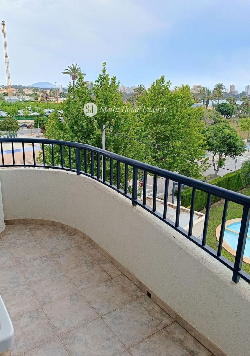 3 bedroom Flat for sale in Calpe / Calp with pool garage - € 520,000 (Ref: 9418984)