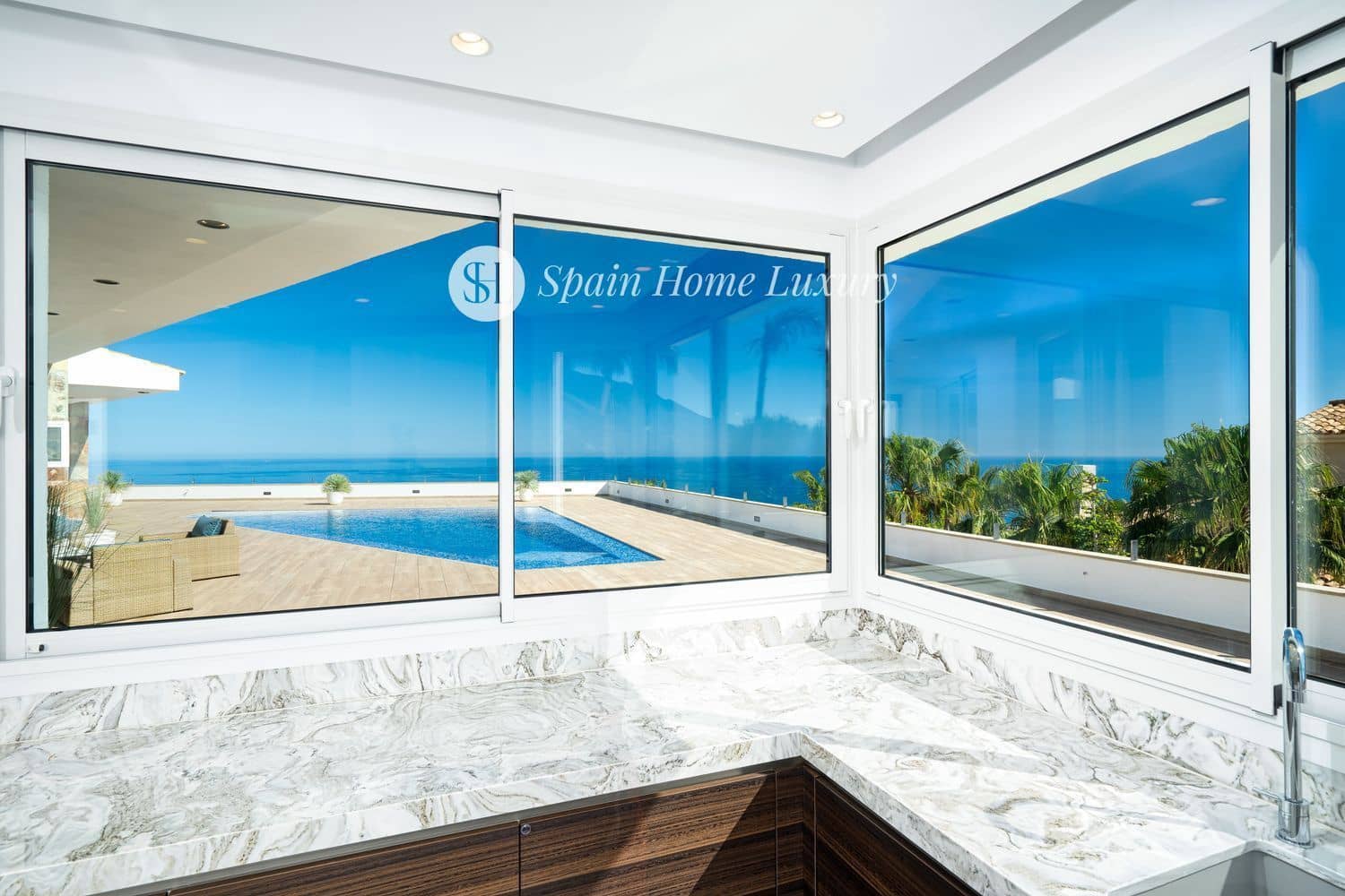 7 bedroom Villa for sale in Altea with pool garage - € 4,750,000 (Ref: 9432444)