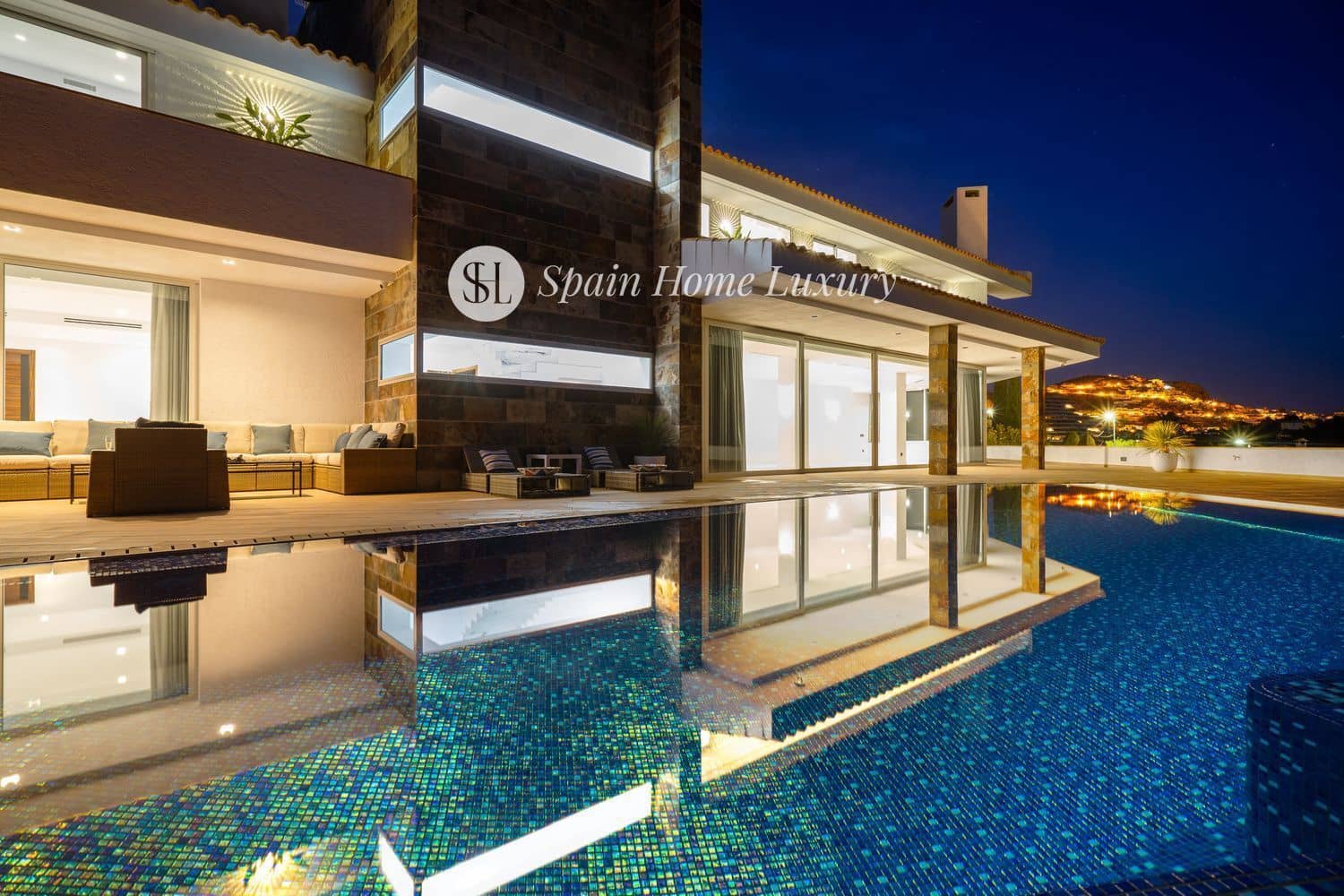 7 bedroom Villa for sale in Altea with pool garage - € 4,750,000 (Ref: 9432444)