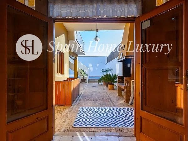 4 bedroom Villa for sale in Alzira with pool - € 490,000 (Ref: 9432731)