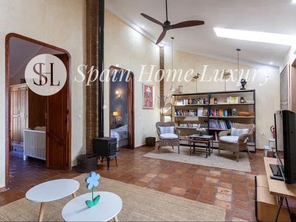 4 bedroom Villa for sale in Alzira with pool - € 490,000 (Ref: 9432731)