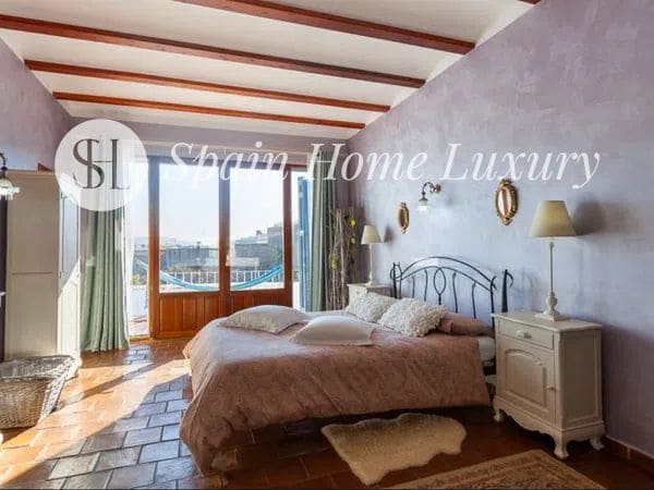 4 bedroom Villa for sale in Alzira with pool - € 490,000 (Ref: 9432731)