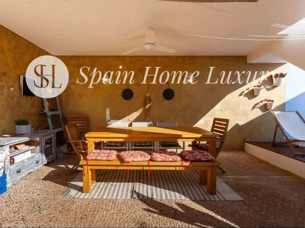 4 bedroom Villa for sale in Alzira with pool - € 490,000 (Ref: 9432731)