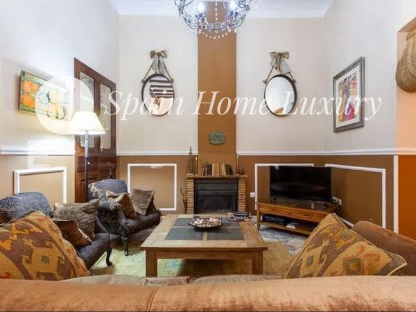 4 bedroom Villa for sale in Alzira with pool - € 490,000 (Ref: 9432731)