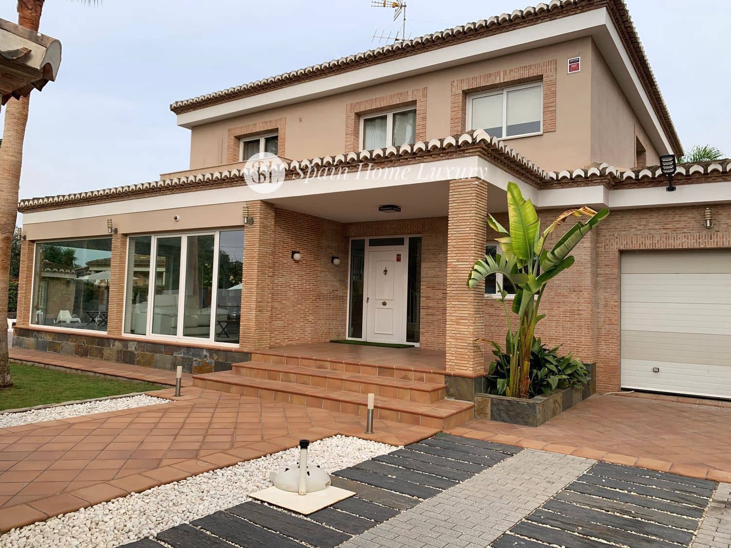 8 sypialnia Willa na sprzedaż w Betera z basenem garażem - 995 000 € (Ref: 9432732)