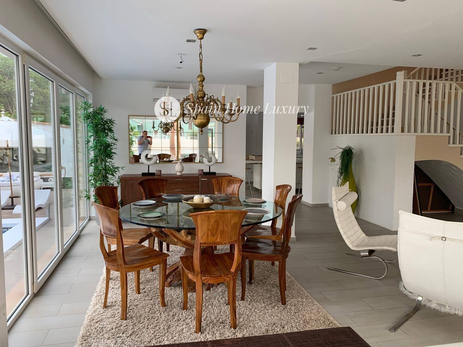 8 sypialnia Willa na sprzedaż w Betera z basenem garażem - 995 000 € (Ref: 9432732)