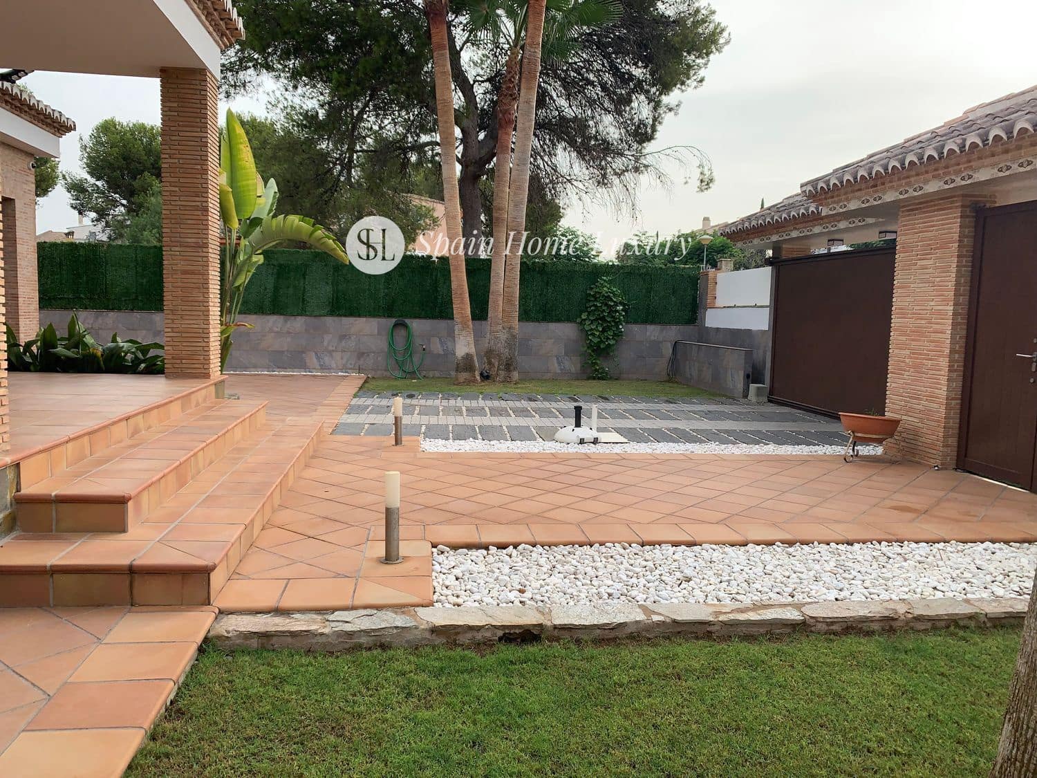 8 sypialnia Willa na sprzedaż w Betera z basenem garażem - 995 000 € (Ref: 9432732)