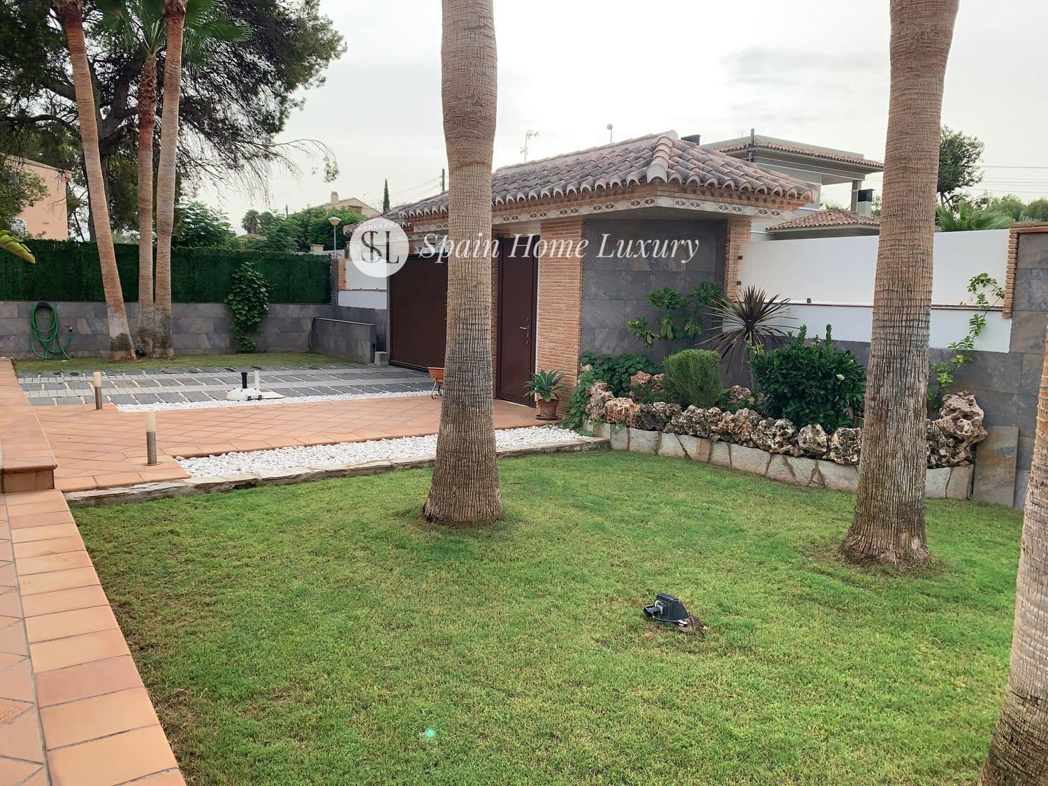 8 sypialnia Willa na sprzedaż w Betera z basenem garażem - 995 000 € (Ref: 9432732)