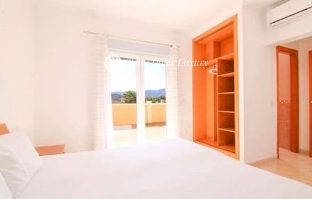 3 sovrum Villa till salu i Cometa - Carrió, Calpe / Calp med pool garage - 445 000 € (Ref: 9432811)